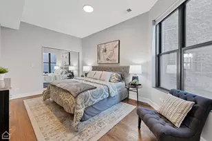 4357 S King Dr, Chicago, IL 60653 - Photo 13