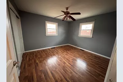 403 Michigan Avenue, Aurora, IL 60506 - Photo 9