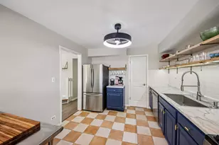 1254 Ballantrae Pl, Mundelein, IL 60060 - Photo 9