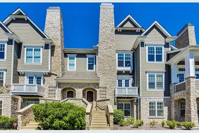 86 W Kennedy Lane, Hinsdale, IL 60521 - Photo 1