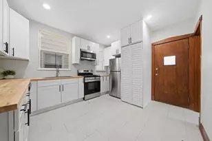 4735 N Kilbourn Ave, Chicago, IL 60630 - Photo 3