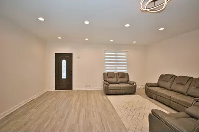 4616 N Kostner Avenue, Chicago, IL 60630 - Photo 5