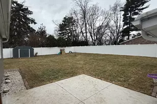 529 Meadow Ln, Lisle, IL 60532 - Photo 11