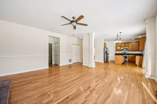 2208 Grand Pointe Trail, Aurora, IL 60503 - Photo 7