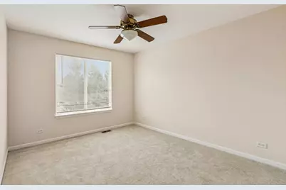 2208 Grand Pointe Trail, Aurora, IL 60503 - Photo 31