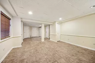 2208 Grand Pointe Trail, Aurora, IL 60503 - Photo 35