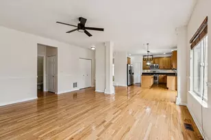 2208 Grand Pointe Trail, Aurora, IL 60503 - Photo 9