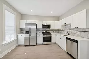 4845 W Potomac Ave, Chicago, IL 60651 - Photo 11