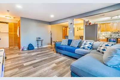 4553 W 56th Street #204, Chicago, IL 60629 - Photo 5