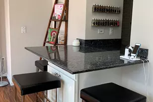 630 N State St, Chicago, IL 60654 - Photo 5