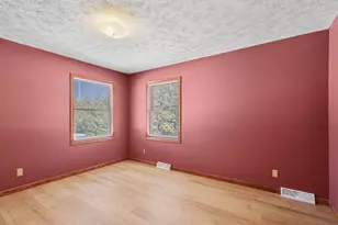 33430 N Hunt Club Rd, Libertyville, IL 60048 - Photo 9