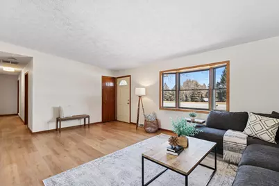 33430 N Hunt Club Road, Libertyville, IL 60048 - Photo 3