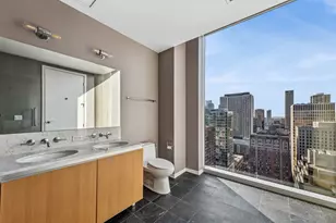 600 N Fairbanks Ct, Chicago, IL 60611 - Photo 13