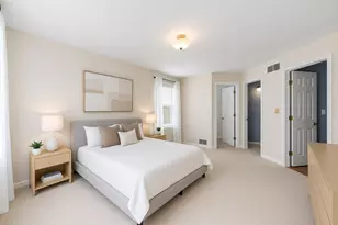 2901 Shelly Ln, Aurora, IL 60504 - Photo 9