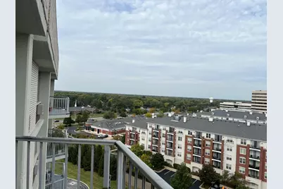 20 N Tower Road #12E, Oak Brook, IL 60523 - Photo 7