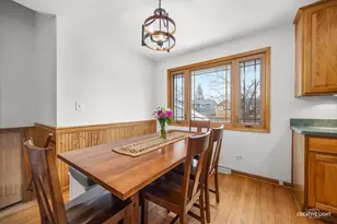 1019 Pershing Ave, Wheaton, IL 60189 - Photo 5