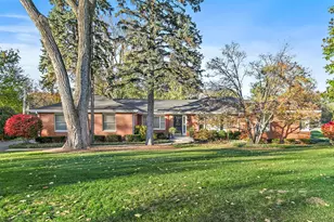 454 Harvard Ave, Barrington, IL 60010 - Photo 1