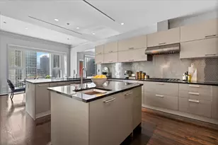 77 E Walton St, Chicago, IL 60611 - Photo 17