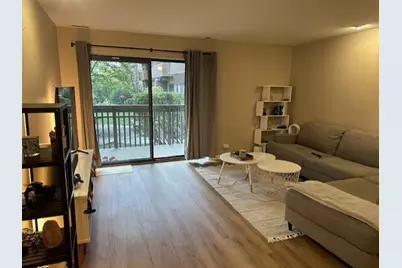 120 Lakeview Drive #109, Bloomingdale, IL 60108 - Photo 5