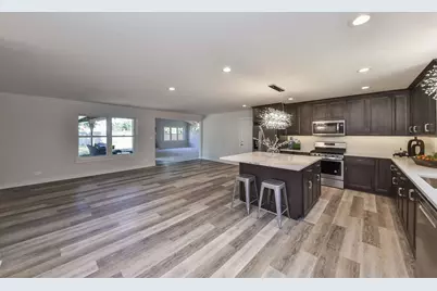 [Address not provided], Wheaton, IL 60187 - Photo 7