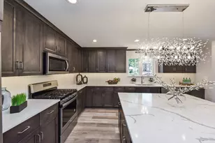 [Address not provided], Wheaton, IL 60187 - Photo 5