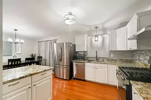 5401 W Winding Creek Dr, McHenry, IL 60050 - Photo 5