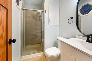 5401 W Winding Creek Dr, McHenry, IL 60050 - Photo 13