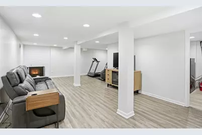 1201 S Knight Avenue, Park Ridge, IL 60068 - Photo 23