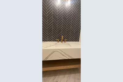 570 S Parkside Avenue, Elmhurst, IL 60126 - Photo 15