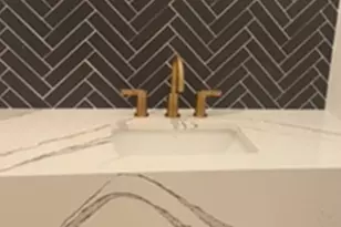 570 S Parkside Ave, Elmhurst, IL 60126 - Photo 15