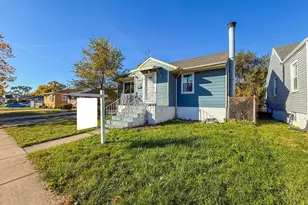 1304 Freeland Ave, Calumet City, IL 60409 - Photo 3