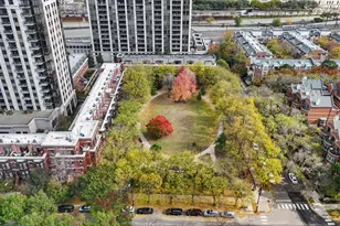 100 E 14th St, Chicago, IL 60605 - Photo 31