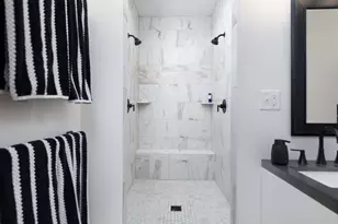 318 Leeward Way, Ottawa, IL 61350 - Photo 9