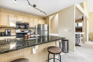 4 Timberline Dr, Galena, IL 61036 - Photo 11