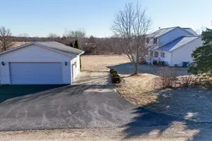 376 Kilgore Rd, Dixon, IL 61021 - Photo 3