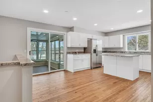 43411 N Lynn Dale Dr, Zion, IL 60099 - Photo 7