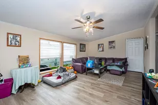 1817 104th St, Pleasant Prairie, WI 53158 - Photo 9