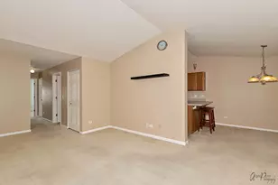 1187 N Red Oak Cir, Round Lake Beach, IL 60073 - Photo 5