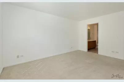 1187 N Red Oak Circle #3, Round Lake Beach, IL 60073 - Photo 17