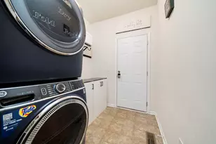 429 E Dekalb Dr, Maple Park, IL 60151 - Photo 21