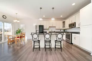 429 E Dekalb Dr, Maple Park, IL 60151 - Photo 11