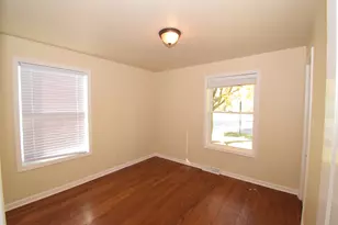 477 W Spring St, South Elgin, IL 60177 - Photo 9