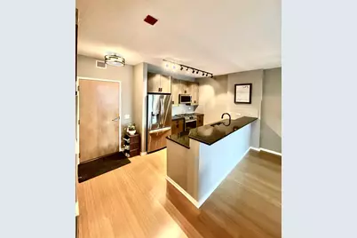 [Address not provided], Chicago, IL 60607 - Photo 7