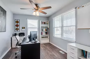 217 Kristen St, Plano, IL 60545 - Photo 3