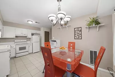 6525 W 64th Place #1W, Chicago, IL 60638 - Photo 5