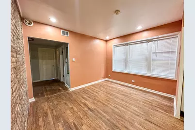 7926 S Luella Avenue #1B, Chicago, IL 60617 - Photo 3