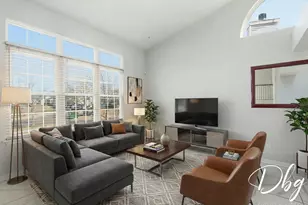 389 E Cherry Cove Ln, Round Lake Beach, IL 60073 - Photo 3