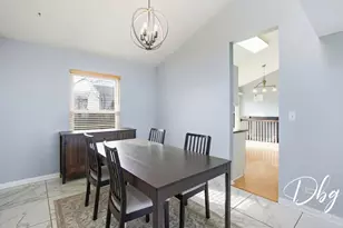 389 E Cherry Cove Ln, Round Lake Beach, IL 60073 - Photo 9