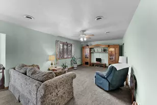 303 Jefferson St, New Boston, IL 61272 - Photo 5