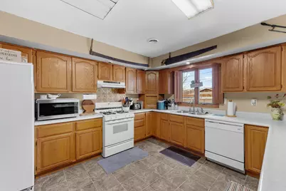 303 Jefferson Street, New Boston, IL 61272 - Photo 9